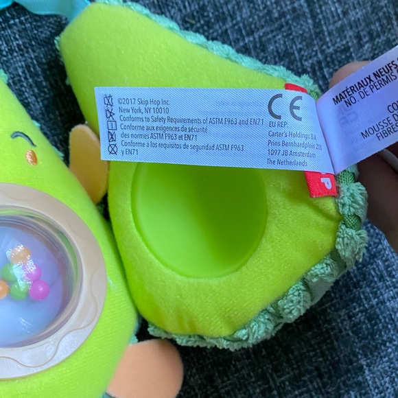Adorable Avacado Car Seat Toy - Picture 8 of 9